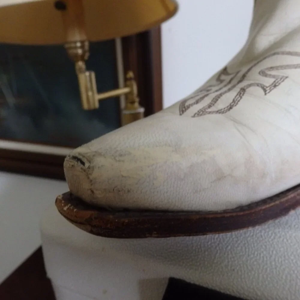 Frye Daisy Duke  Beige All leather cowboy boots size 10 - Picture 7 of 8